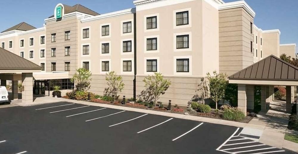 Embassy Suites Cleveland - Бичвуд Экстерьер фото